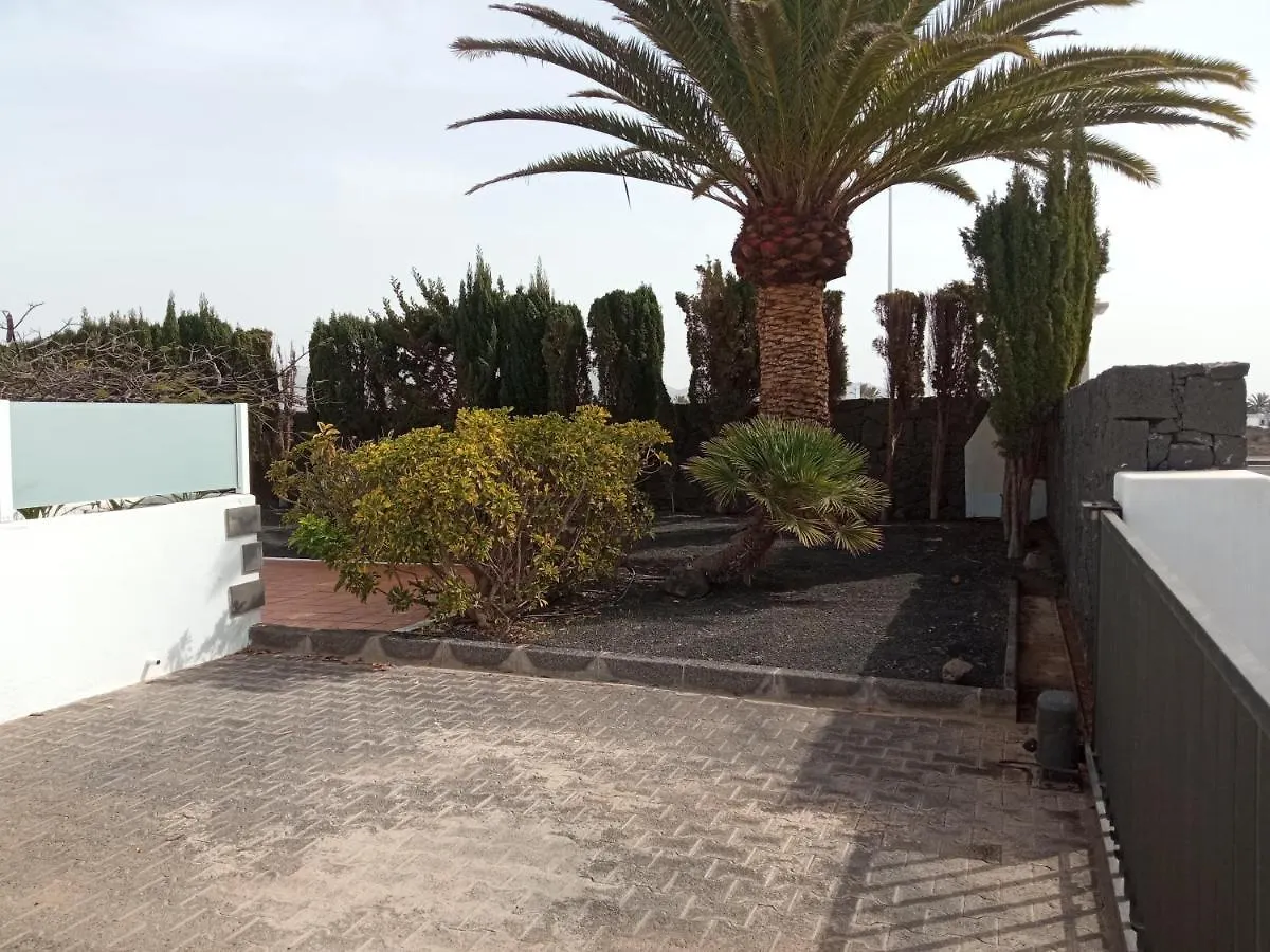 Villa Marta Playa Blanca  0*, Playa Blanca (Lanzarote)